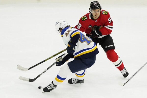 Beauvillier scores as Blackhawks beat Blues 3 1 for 1st win streak